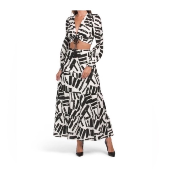 House of Harlow 1960 Dresses & Skirts - House of Harlow 1960 Monochrome Abstract Maxi Skirt Set